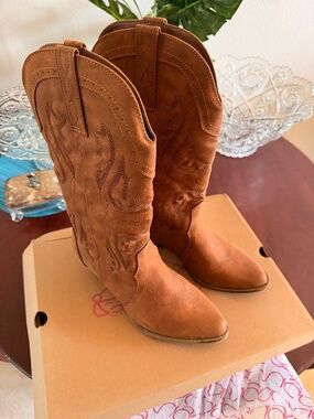 Sugar "Tammy" Cowboy Boots - Cognac